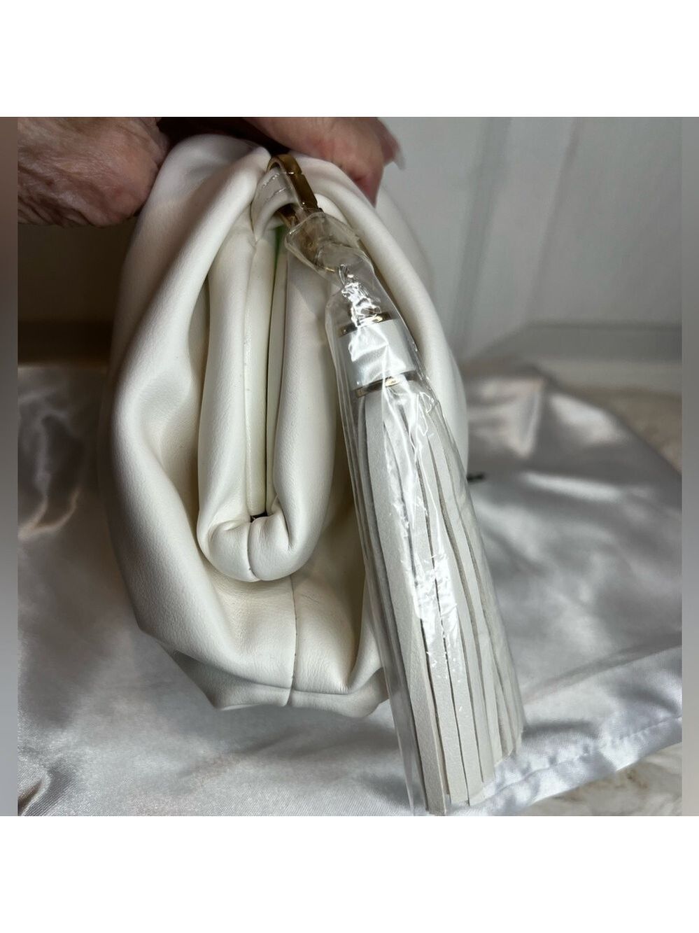 UNDERSTATED LEATHER CLUTCH CROSSBODY VEGAN LEATHER - Picture 7 of 12